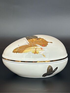 LARGE Takahashi egg trinket or jewelry box